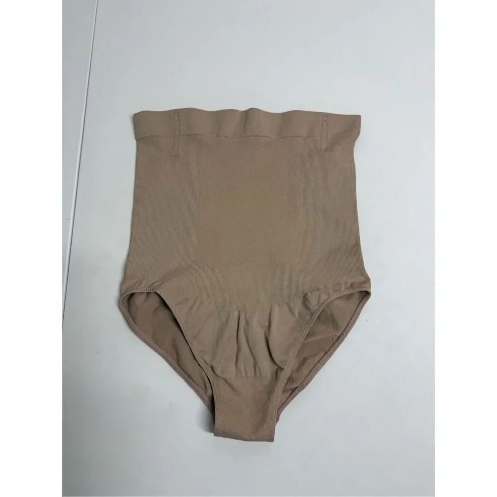 Empetua 54004 size M/L High Waisted Panty Tan